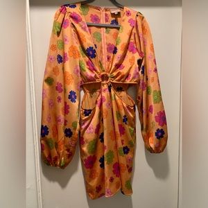 Show me your Mumu floral dress.